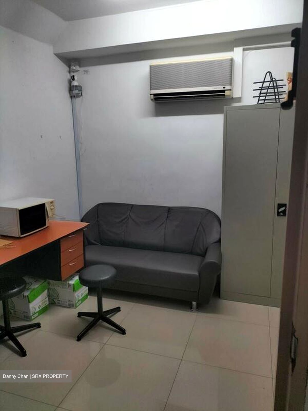 Yio Chu Kang Road (D19), Retail #509039901